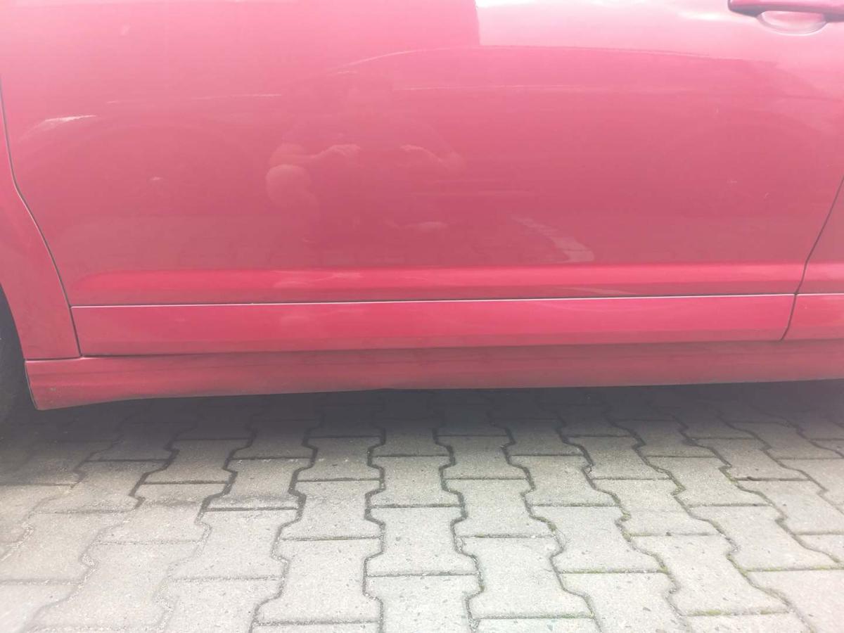 Citroen C4 original Tür links EKQ Luziferrot 3-Türer Rohbau Bj.2006
